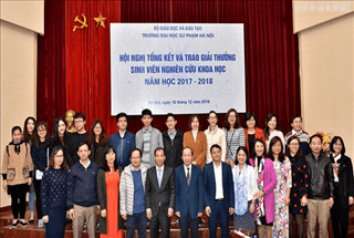 Hội nghị tổng kết và trao giải thưởng sinh viên nghiên cứu khoa học năm học 2017 - 2018