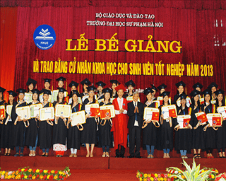 Báo GD&TĐ: Gần 2000 sinh viên sư phạm nhận bằng cử nhân khoa học