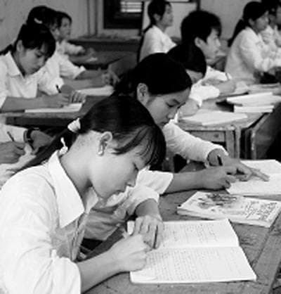 Báo Nhân dân: Cải cách dạy và học sử 