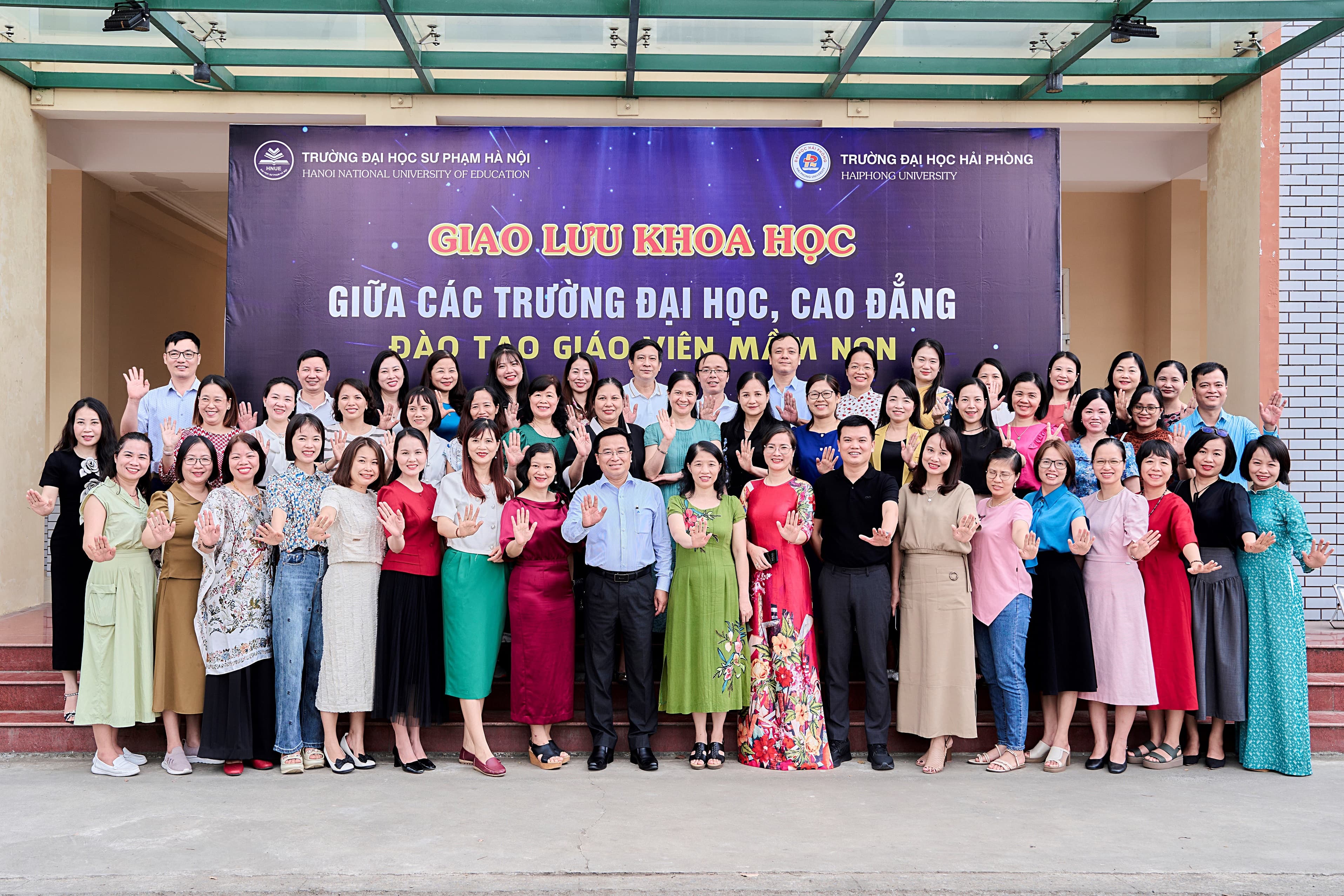 HỘI THẢO KHOA HỌC QUỐC GIA "ĐÀO TẠO GIÁO VIÊN ĐÁP ỨNG ĐỔI MỚI CHƯƠNG TRÌNH GIÁO DỤC MẦM NON" VÀ GIAO LƯU KHOA HỌC  GIỮA CÁC TRƯỜNG ĐẠI HỌC, CAO ĐẲNG ĐÀO TẠO GIÁO VIÊN MẦM NON