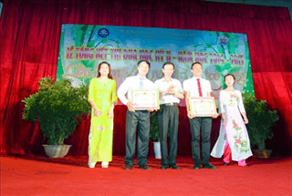 Chương trình "Tổng kết năm học 2014 - 2015 & Văn nghệ chia tay sinh viên khóa 61"