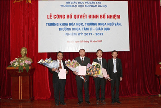 Lễ công bố quyết định bổ nhiệm Trưởng khoa Hoá học, khoa Ngữ văn và khoa Tâm lí Giáo dục