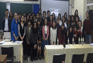 36 sinh viên K64, K65 được cấp học bổng thực tập tại Vinschool trong năm học 2017 – 2018