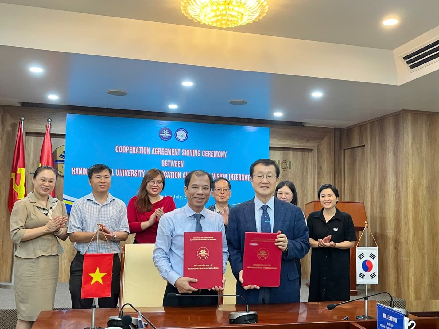 Lễ Ký kết Thỏa thuận Hợp Tác giữa Trường Đại học Sư phạm Hà Nội và Global Vision International, Hàn Quốc