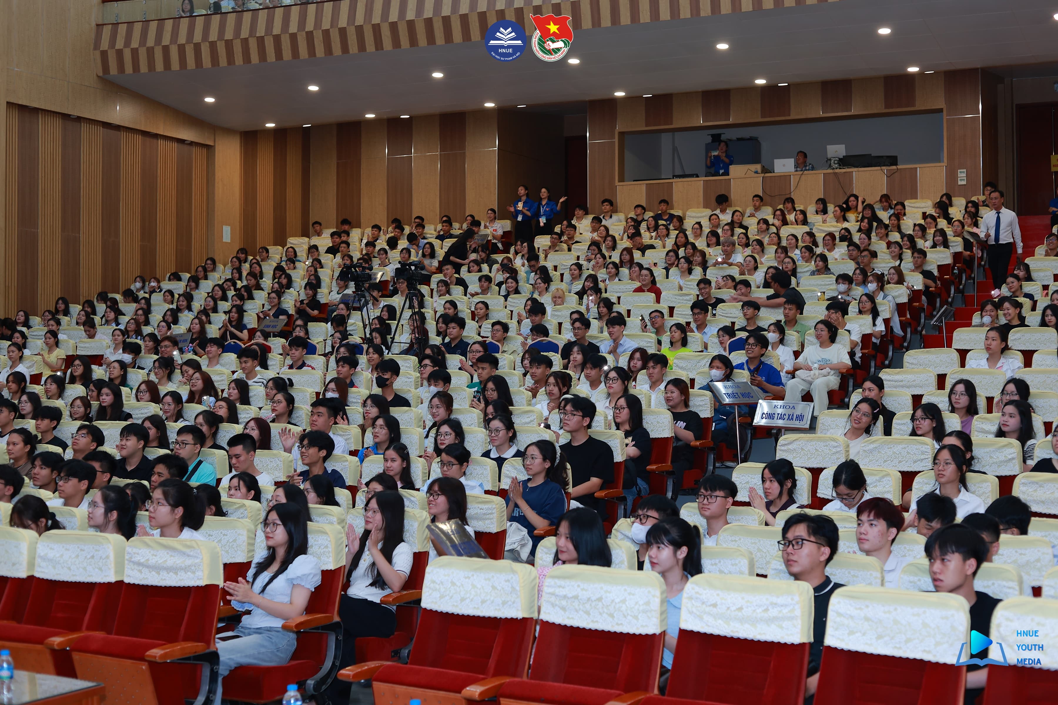 Trường Đại học Sư phạm Hà Nội tổ chức “Tuần sinh hoạt Công dân - Học sinh, sinh viên năm học 2025 – 2026”