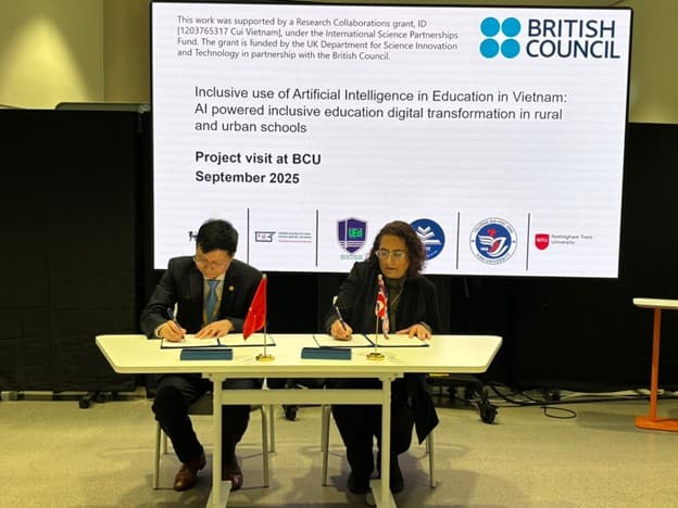 Trường Đại học Sư phạm Hà Nội thăm và làm việc tại Đại học Birmingham City và Đại học Nottingham Trent