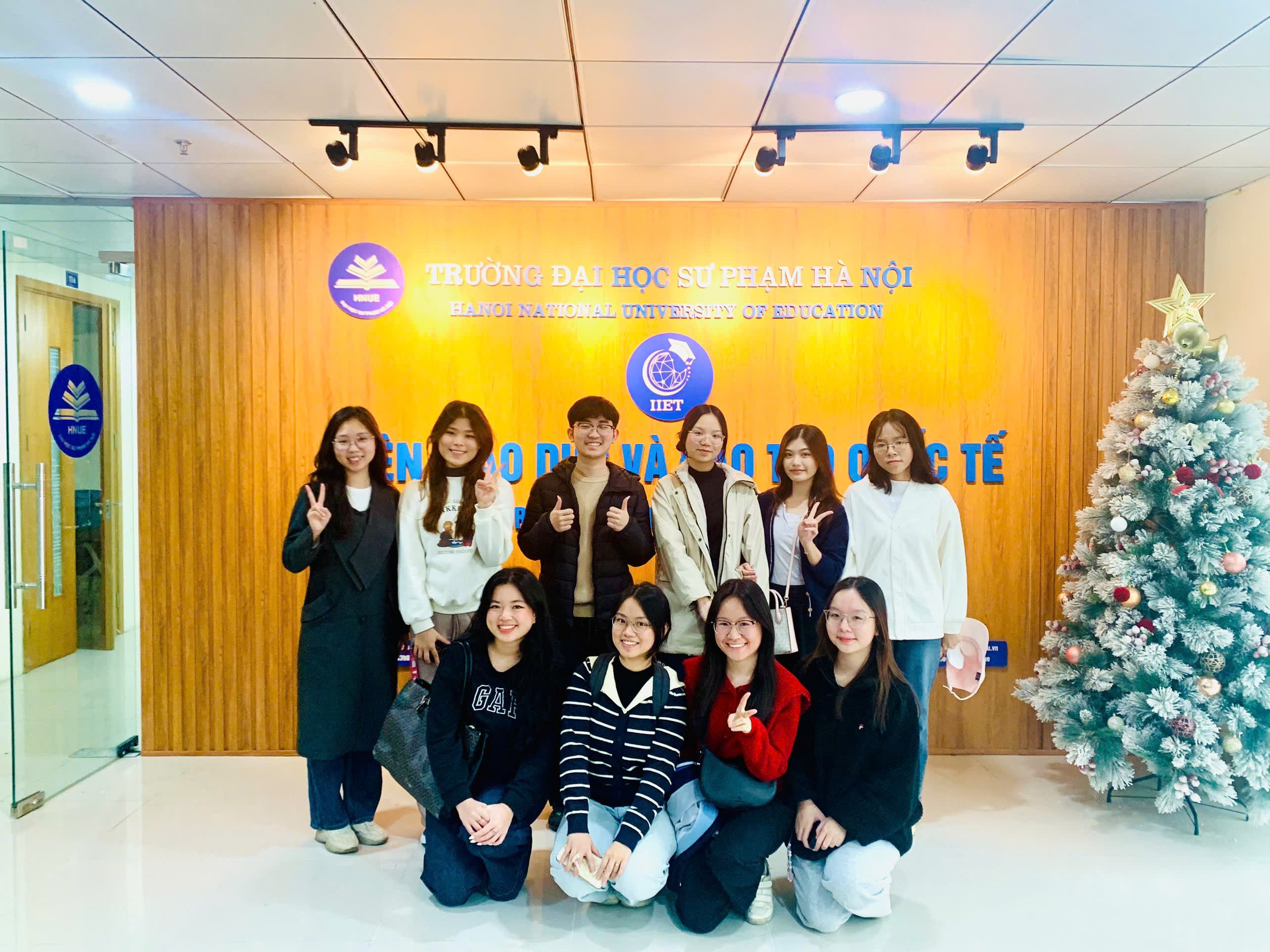 Sinh viên Trường Đại học Sư phạm Hà Nội xuất sắc giành học bổng Semester@NIE 2026 của Viện Giáo dục Quốc gia Singapore
