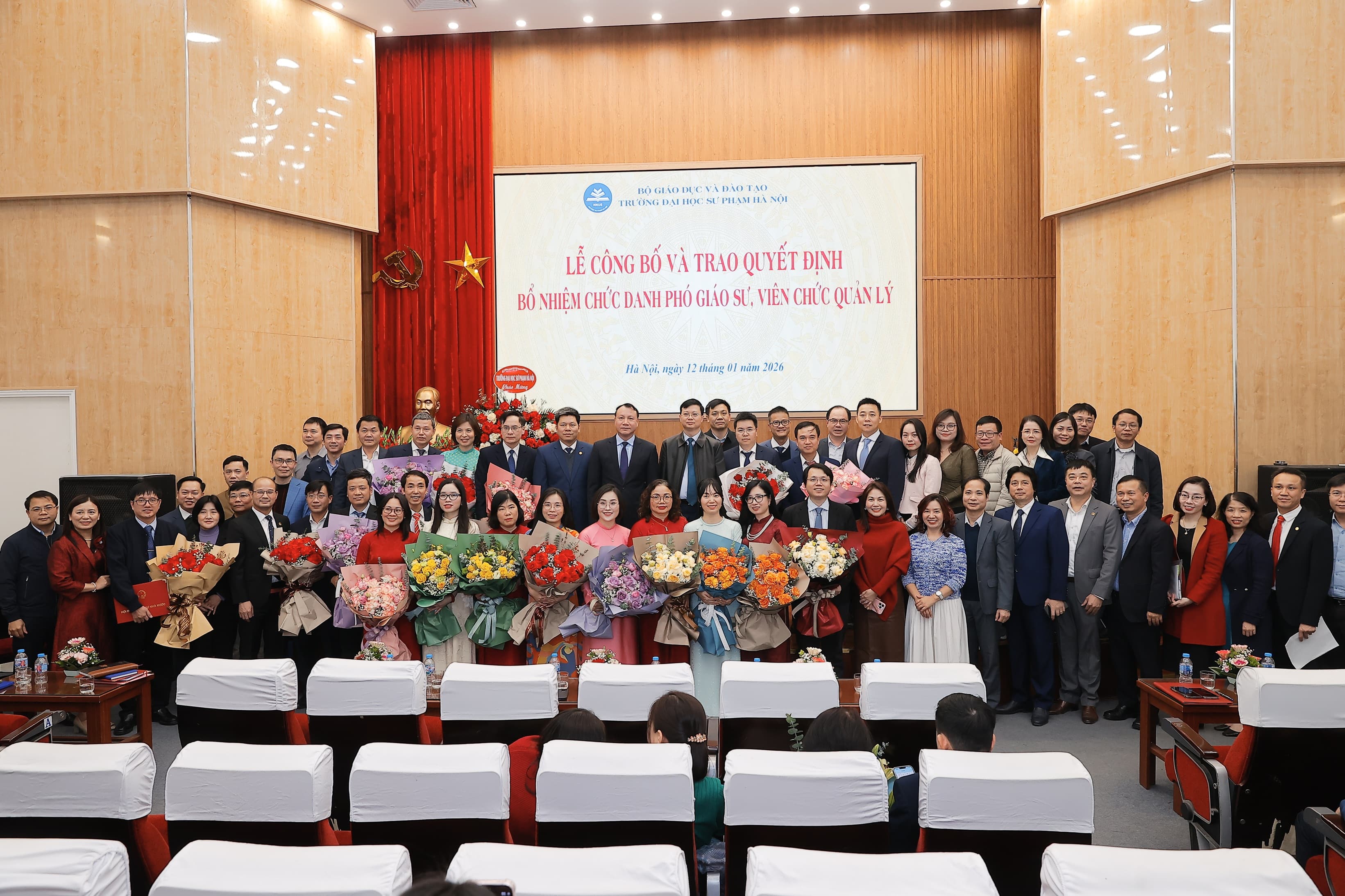 Trường Đại học Sư phạm Hà Nội long trọng tổ chức Lễ công bố quyết định công nhận chức danh Phó Giáo sư và bổ nhiệm viên chức quản lý năm 2026