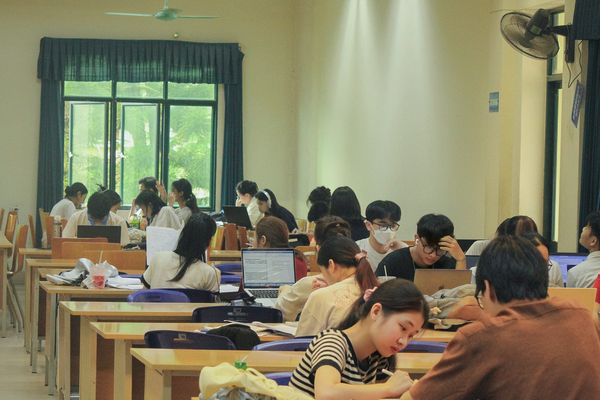 Thư viện với không gian học tập và tài nguyên phục vụ nghiên cứu tại Trường Đại học Sư phạm Hà Nội